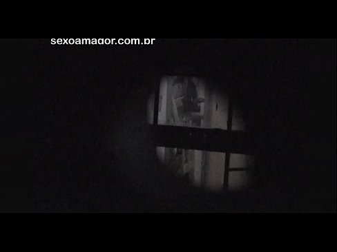 ❤️ Szőke lányt titokban videóra vette a környékbeli kukkoló, aki üreges téglák mögé rejtőzött ❤️ Porno at hu.newsexxxx.ru ️❤