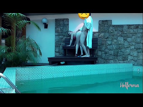 ❤️ A főnök meghívja a szobalányt a medencébe, de nem tud ellenállni egy forró ❤️ Porno at hu.newsexxxx.ru ️❤